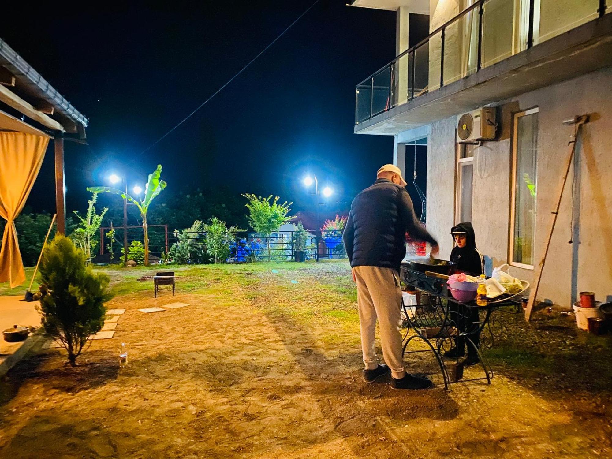 Family Hotel Sunset Chakvi Luaran gambar